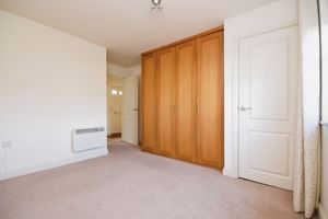BEDROOM- click for photo gallery